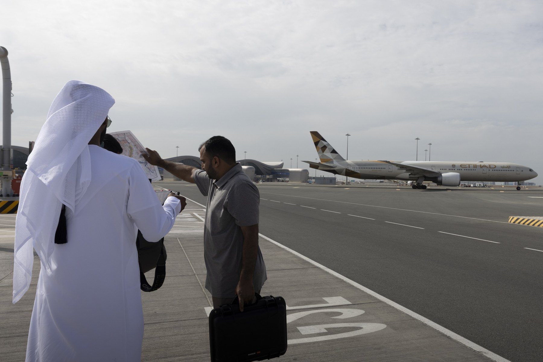 Abu Dhabi Crisis Management, On set 4