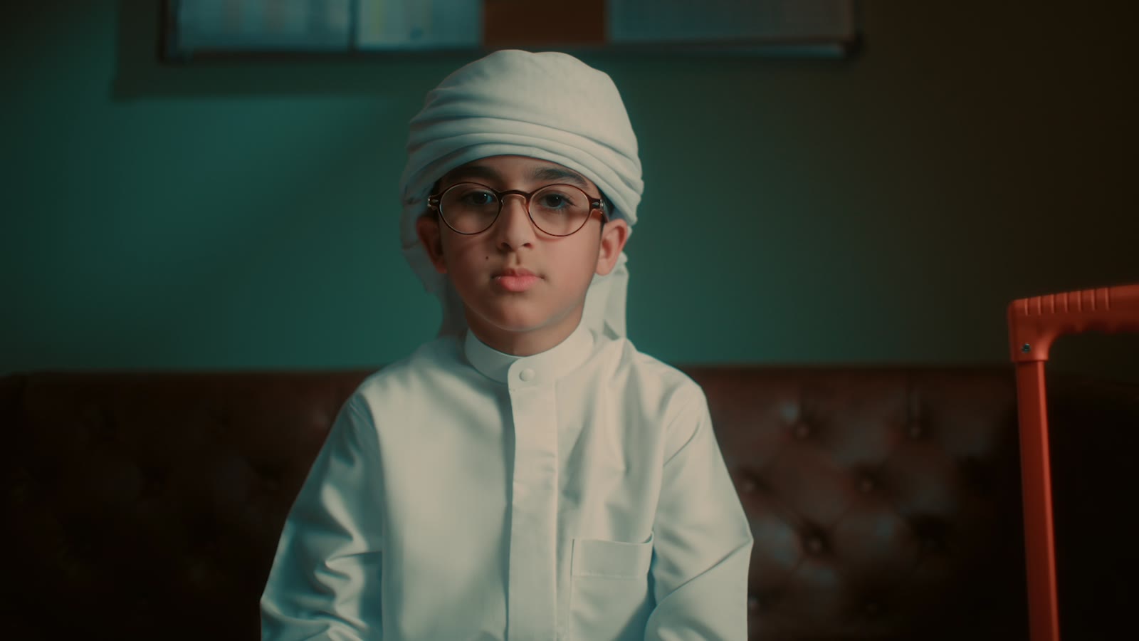 Ba'adni Akawwin Nafsi — frame 2