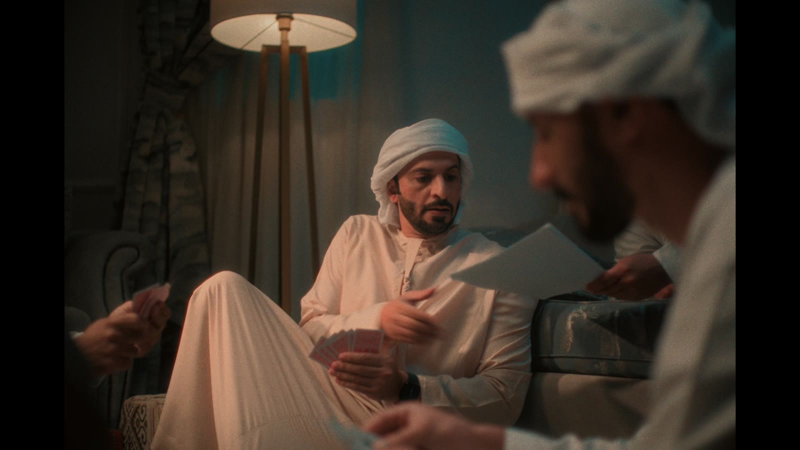 Ba'adni Akawwin Nafsi — frame 3