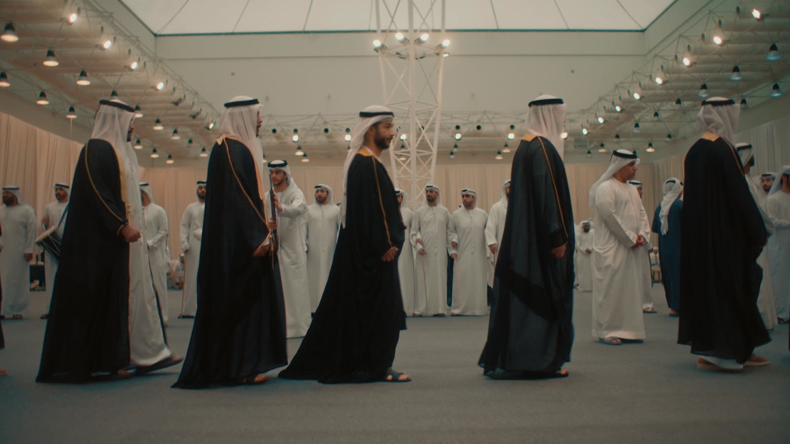 Ba'adni Akawwin Nafsi — frame 8